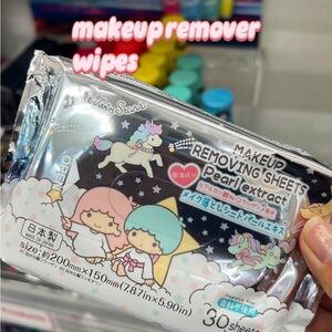 Sanrio Blue and White Makeup Wipes Bath & Body